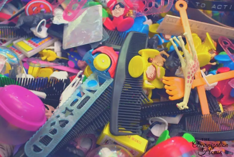 Control the Toy Clutter - Organizing Toys on a Budget - TheOrganizationHouse.com